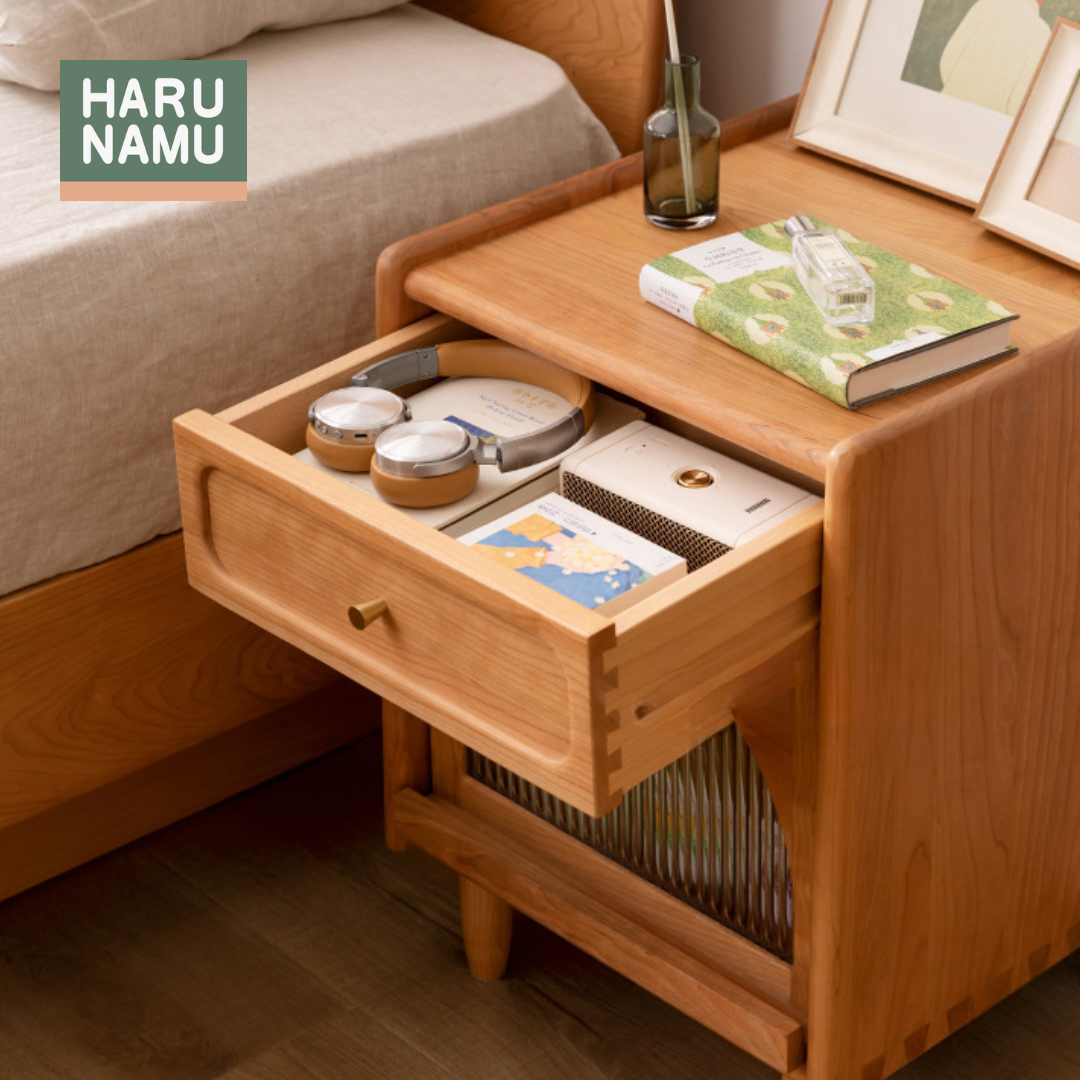 SAKI Solid Wood Bedside Drawer