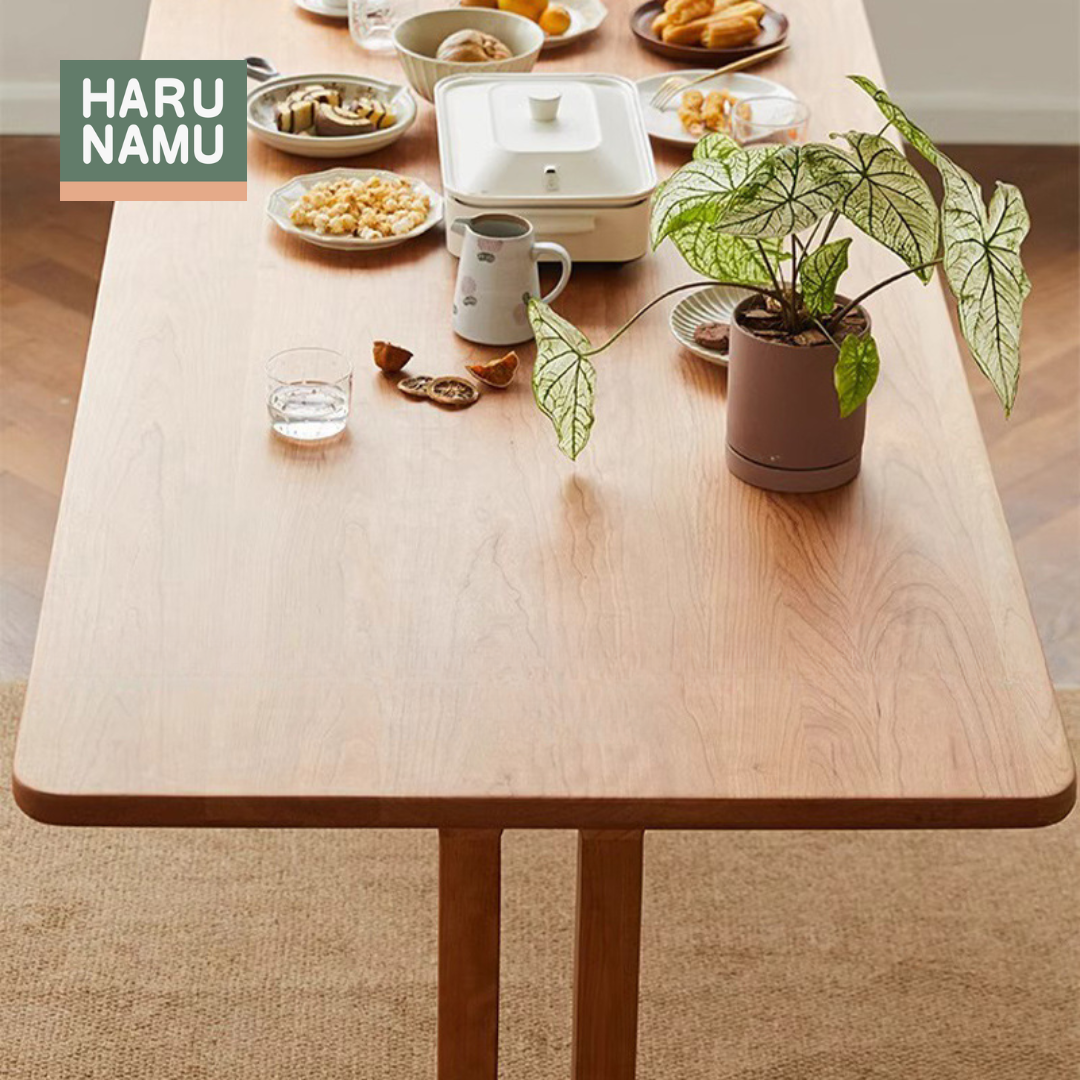 TSUYOSHI Solid Wood Dining Table