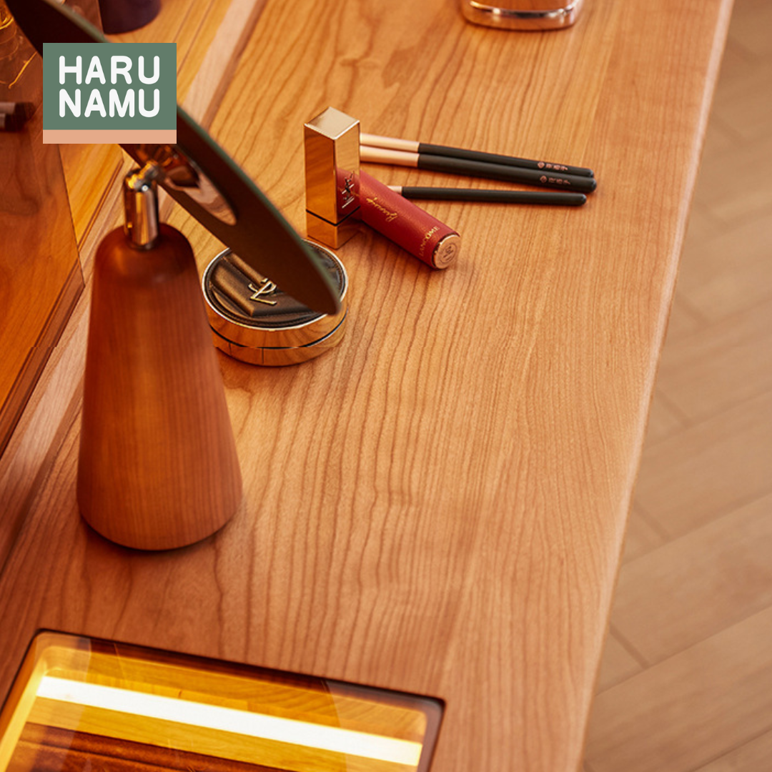 AKARI Solid Wood Lighted Dresser Table