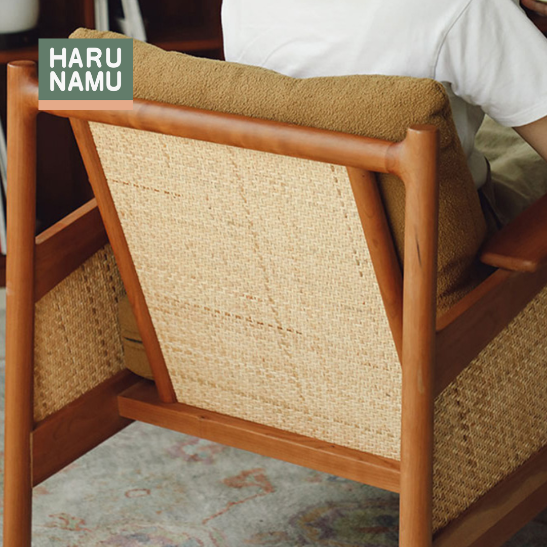 MORIKO Solid Wood Lounge Chair