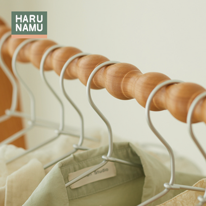HIDEHISA Solid Wood Grooved Clothes Rack