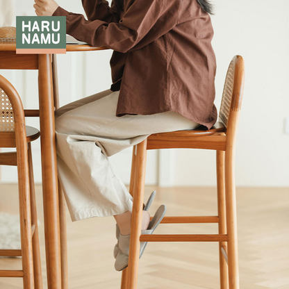 YUZUKI Solid Wood Rattan Bar Stool