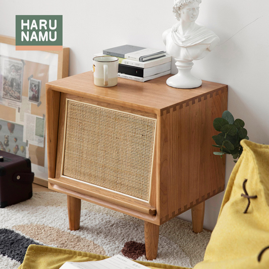 KUTSUROGU Solid Wood Rattan Bedside Cabinet
