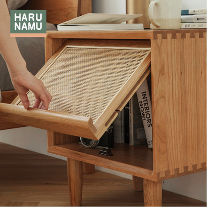 KUTSUROGU Solid Wood Rattan Bedside Cabinet
